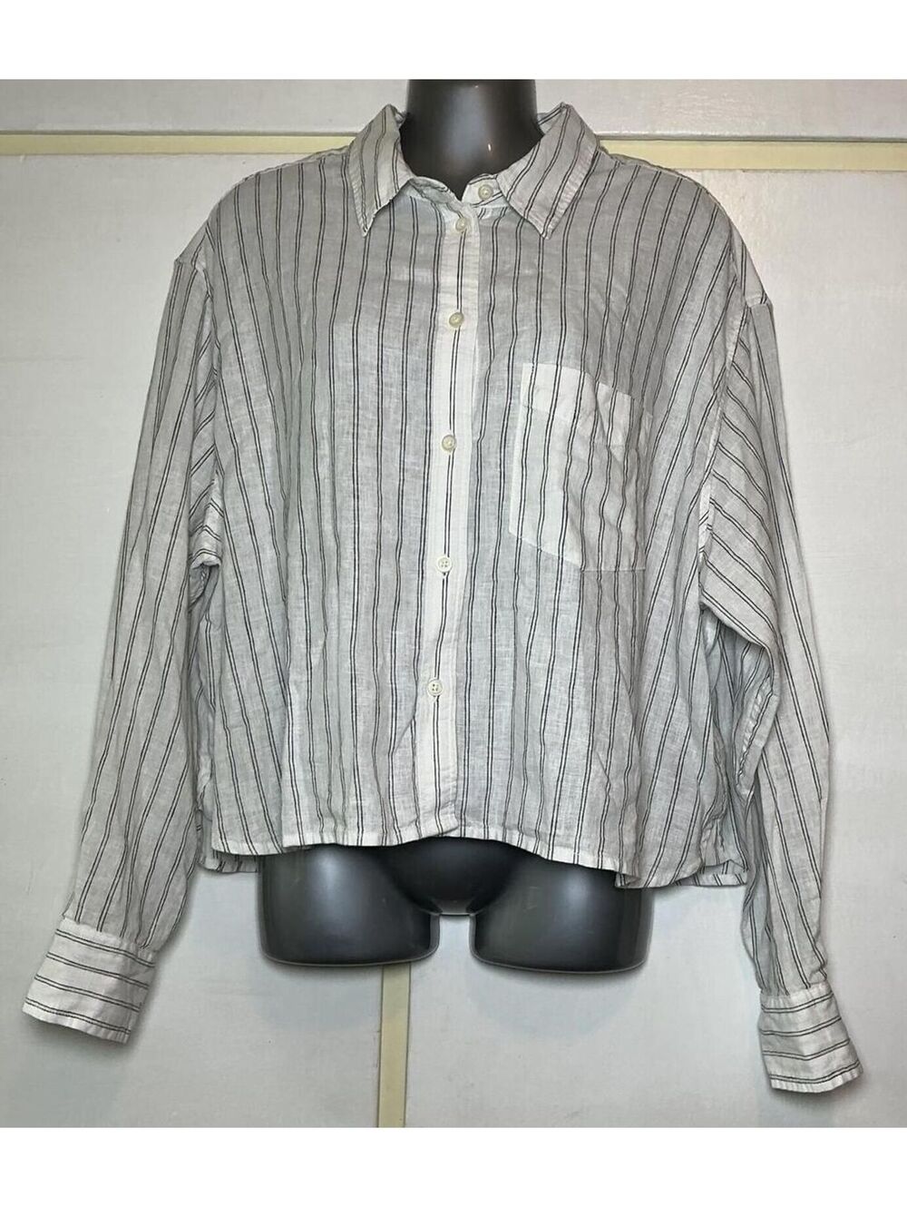 GAP Women's XL Cropped Long Sleeve Button Down 100% Linen Shirt Striped
